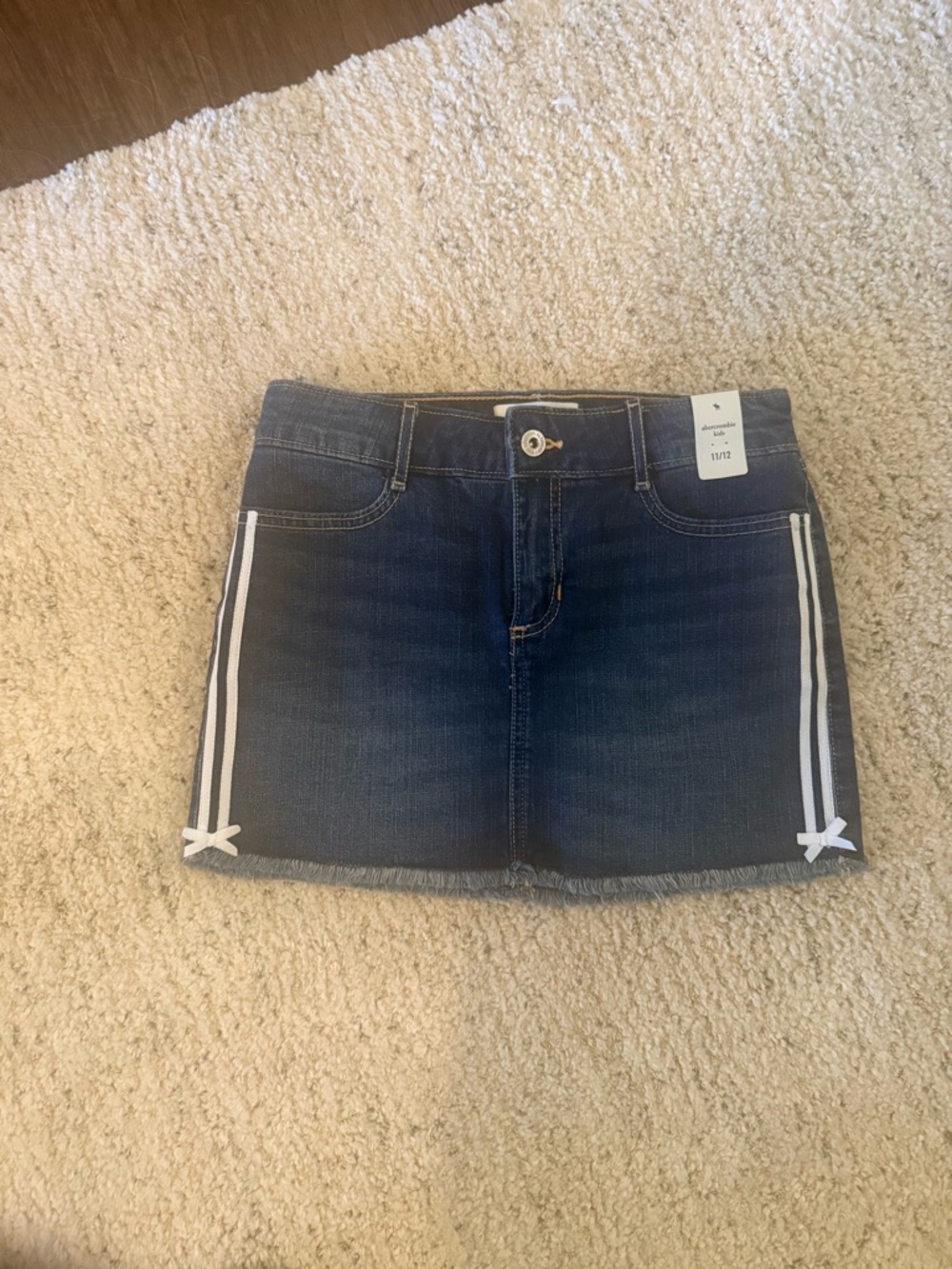 NWT abercrombie kids Blue Denim Skirt with White Side Stripes